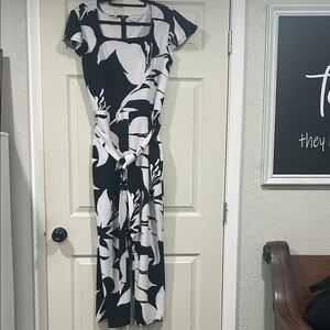 Liz Claiborne Black and White Floral Jumpsuit